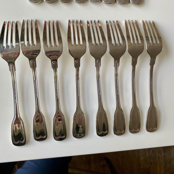 WALCO Stainless 18-10 Flatware Set ( 48 pieces ) - Picture 8 of 16